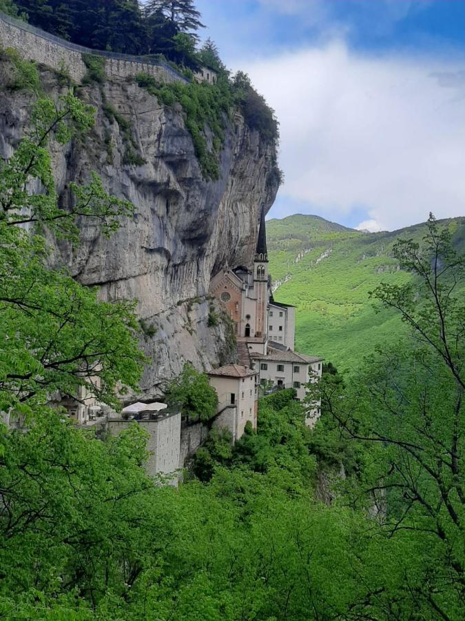Appartamento Al Forte Rivoli Veronese Exterior foto